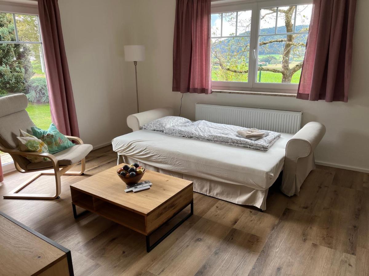 Pferdehof Thomayer ستراسوالكن المظهر الخارجي الصورة